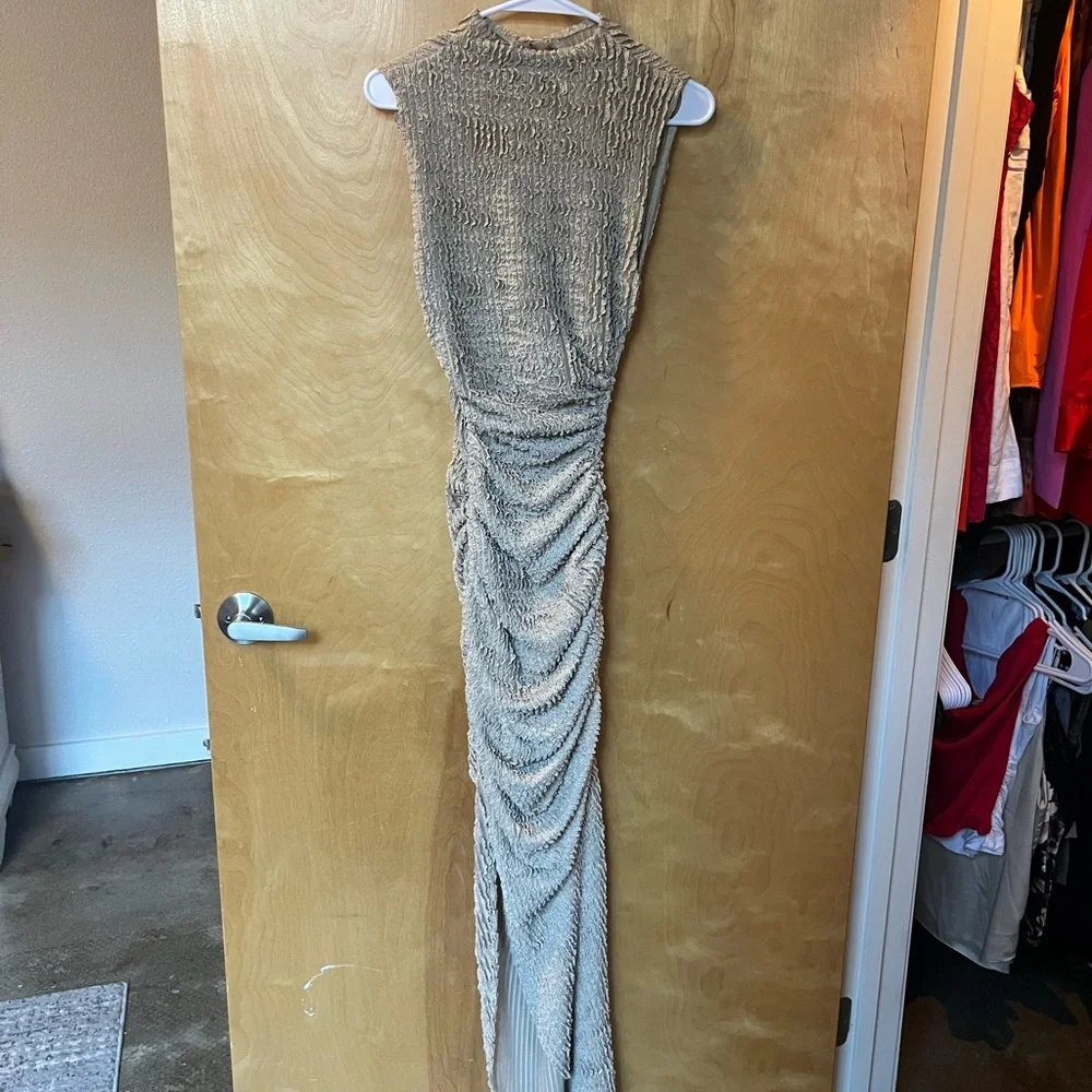 Never-Worn BabyBoo Aphrodite Midi Beige Backless Dress - Picture 3 of 5